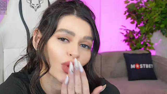 Gabriella054 online show from 24, 12, 2024