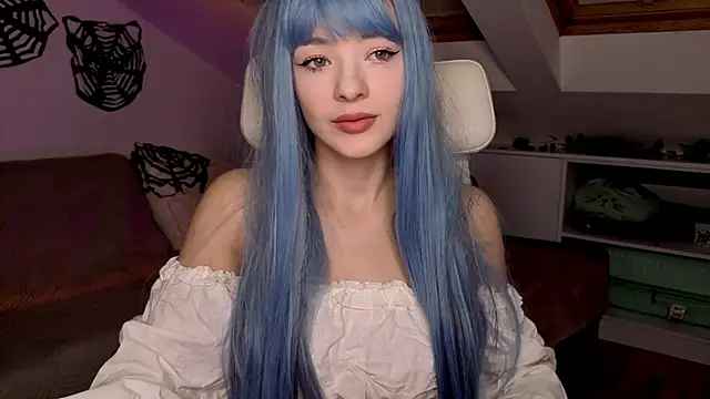 Snapshot of MiaRouge chatting on 26, 10, 2025 MiaRouge online show from 26, 10, 2025
