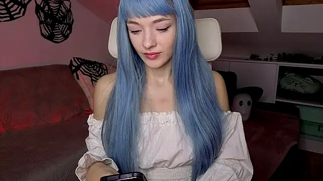 Snapshot of MiaRouge chatting on 31, 10, 2025 MiaRouge online show from 31, 10, 2025