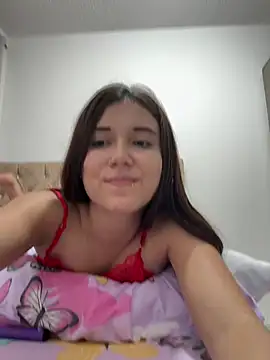 mia cooper 24 online show from 28, 2, 2025