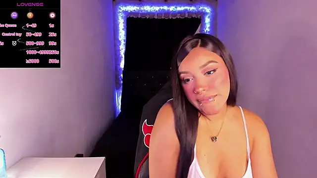 Snapshot of Mariana_Hasper_ chatting on 20, 12, 2024 Mariana Hasper online show from 20, 12, 2024