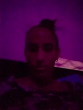 Snapshot of AlexaWarner chatting on 19, 11, 2025 AlexaWarner online show from 19, 11, 2025