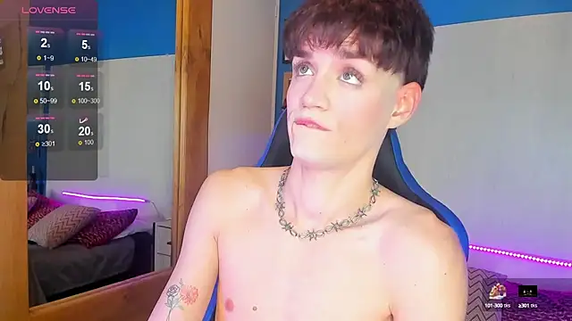 VladHellsing4 online show from 25, 2, 2025