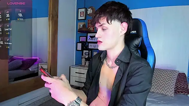 VladHellsing4 online show from 1, 3, 2025