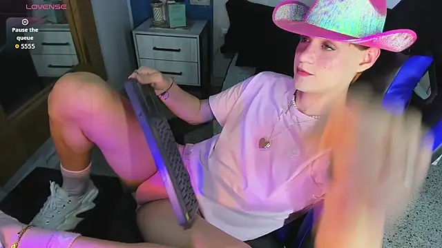 VladHellsing4 online show from 23, 9, 2025