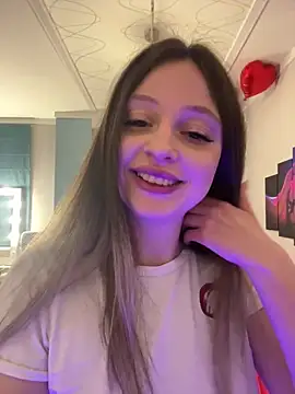 Kimsweet7 online show from 2, 3, 2025