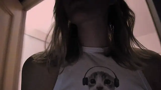 MiaDavis21 online show from 6, 2, 2025