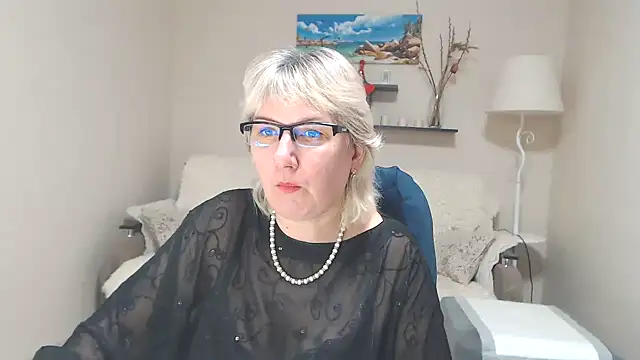 FleurMays online show from 26, 2, 2025