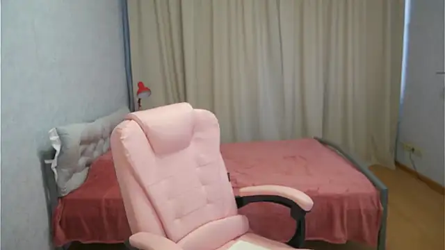 Sophiloren online show from 14, 9, 2025