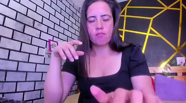 kathina giraldo online show from 13, 12, 2024