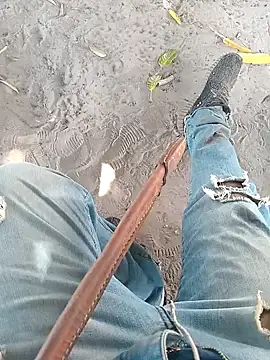 lele9457 online show from 12, 2, 2025