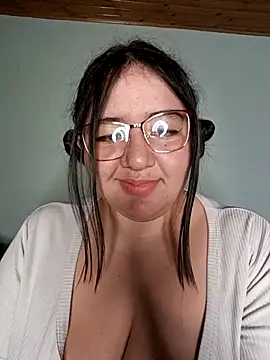 Snapshot of RubyPirsso18 chatting on 22, 2, 2025 RubyPirsso18 online show from 22, 2, 2025