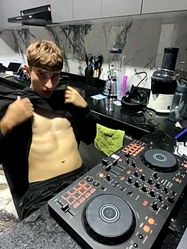 oliver Lz online show from 11, 10, 2025