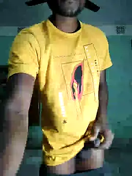 Snapshot of Hunter_boy9 chatting on 7, 1, 2025 Hunter boy9 online show from 7, 1, 2025