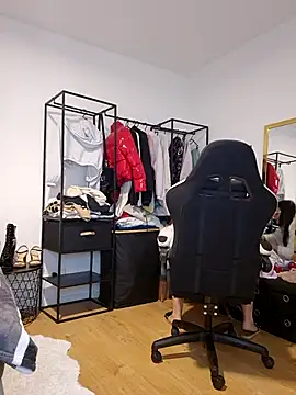 Snapshot of Jujuicy_97 chatting on 10, 11, 2025 Jujuicy 97 online show from 10, 11, 2025