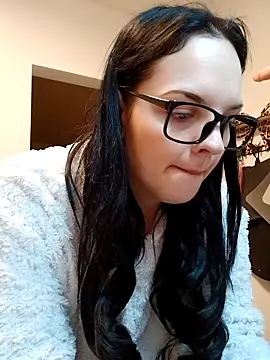 Jujuicy 97 online show from 19, 12, 2025