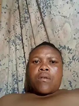 Snapshot of chubbyfreakyy1 chatting on 17, 12, 2025 chubbyfreakyy1 online show from 17, 12, 2025