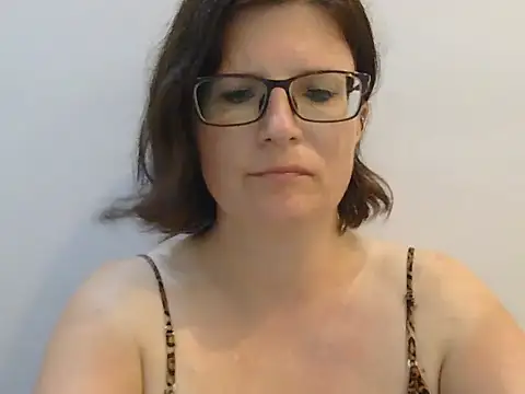 Snapshot of CrimsonMistress chatting on 27, 1, 2025 CrimsonMistress online show from 27, 1, 2025