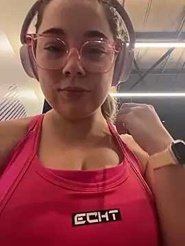 brooklynivy online show from 2, 2, 2026