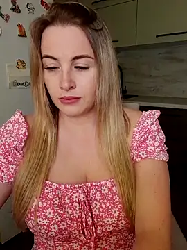 Cute Hot Alice online show from 24, 2, 2025