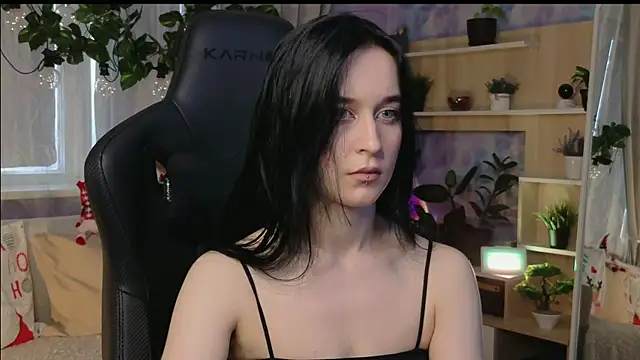 KiraLiLime online show from 9, 2, 2025