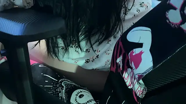 KiraLiLime online show from 8, 3, 2025