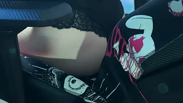 KiraLiLime online show from 9, 3, 2025