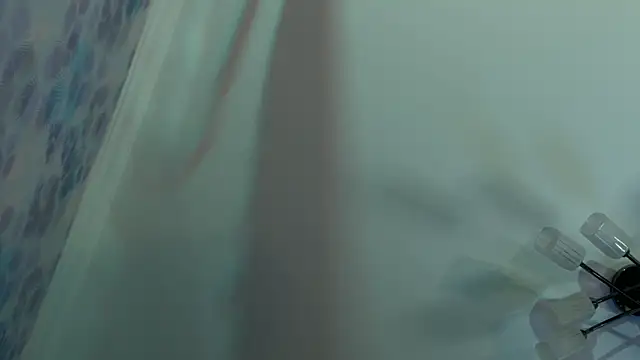 KiraLiLime online show from 10, 3, 2025