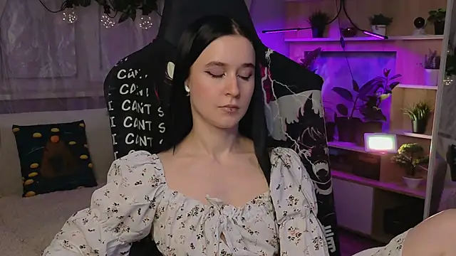 KiraLiLime online show from 22, 3, 2025