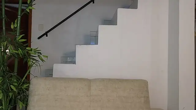 Lorenne Miller online show from 1, 10, 2025