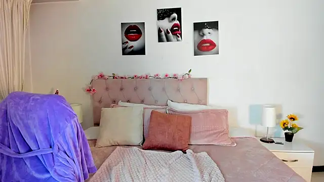  Charlotte evans 1 online show from 28, 12, 2024