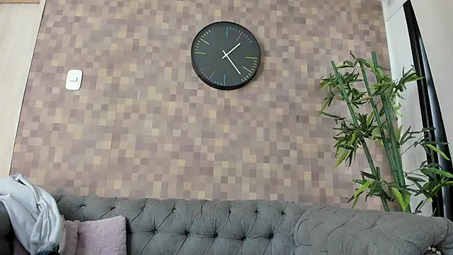 nataly velez online show from 31, 10, 2025