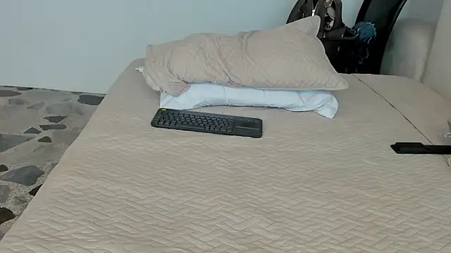 Snapshot of BridgetRodriguez chatting on 20, 1, 2025 BridgetRodriguez online show from 20, 1, 2025