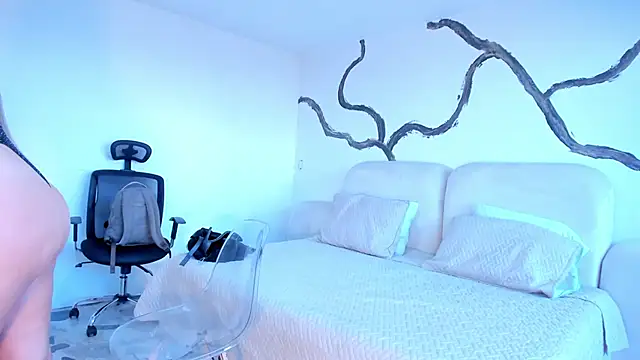 Snapshot of BridgetRodriguez chatting on 23, 1, 2025 BridgetRodriguez online show from 23, 1, 2025