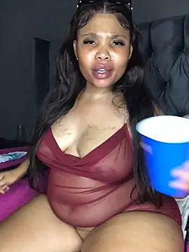 Anaelle24 online show from 28, 1, 2025