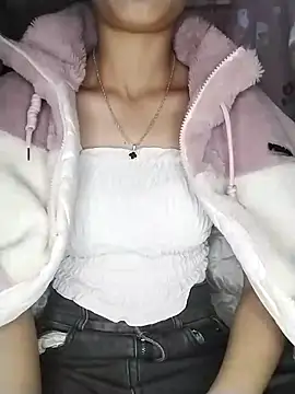 Snapshot of lytamye chatting on 7, 3, 2025 lytamye online show from 7, 3, 2025