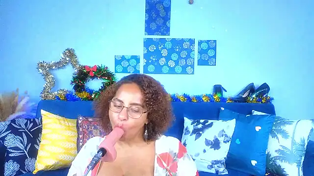 CleopatraYourRoyalAffair online show from 2, 12, 2024