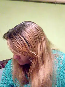Snapshot of SannyMILF chatting on 5, 12, 2024 SannyMILF online show from 5, 12, 2024