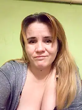 Snapshot of SannyMILF chatting on 18, 12, 2024 SannyMILF online show from 18, 12, 2024