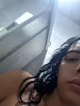 Sweet-diamondxxx online show from 28, 2, 2026