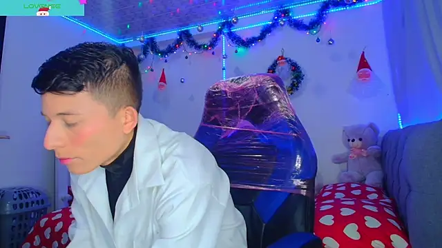 Snapshot of bryamer_19 chatting on 28, 12, 2024 bryamer 19 online show from 28, 12, 2024