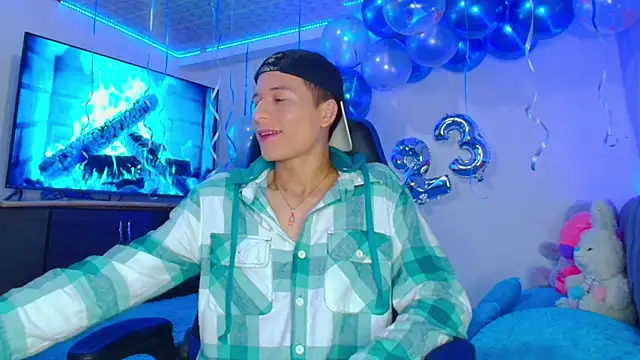 Snapshot of bryamer_19 chatting on 11, 1, 2025 bryamer 19 online show from 11, 1, 2025