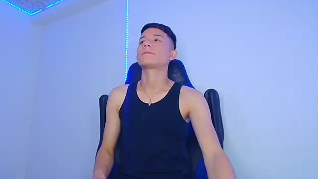 Snapshot of bryamer_19 chatting on 5, 2, 2025 bryamer 19 online show from 5, 2, 2025