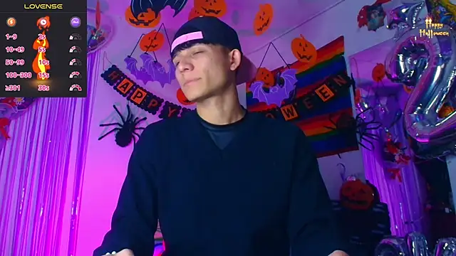 Snapshot of bryamer_19 chatting on 18, 10, 2025 bryamer 19 online show from 18, 10, 2025