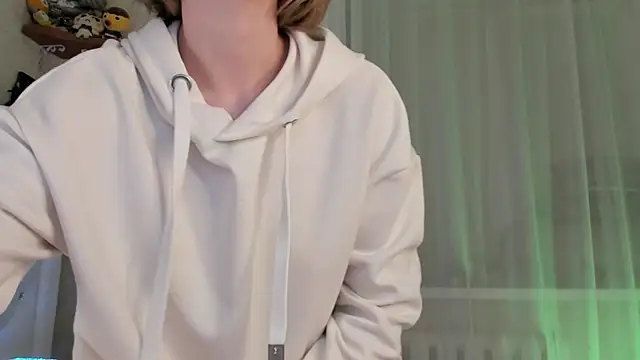 Snapshot of Natural_pussy chatting on 9, 2, 2025 Natural pussy online show from 9, 2, 2025