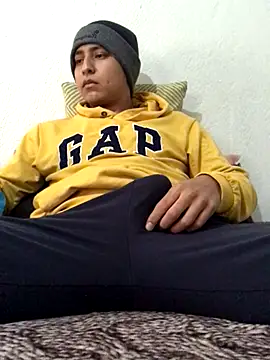 Snapshot of Slow_Kmazutra chatting on 2, 12, 2024 Slow Kmazutra online show from 2, 12, 2024