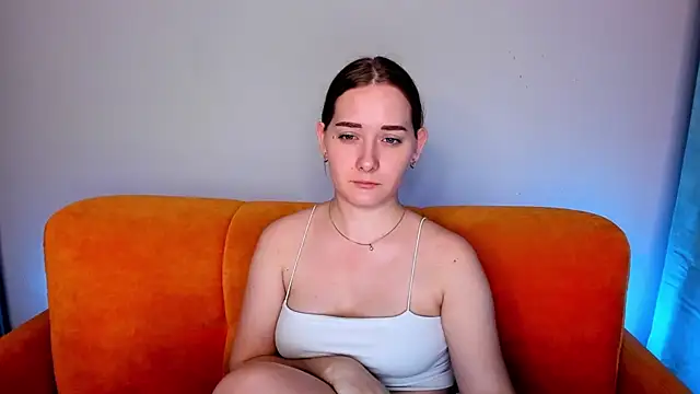 Snapshot of AlinaVice chatting on 3, 2, 2025 AlinaVice online show from 3, 2, 2025