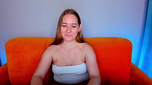 Snapshot of AlinaVice chatting on 11, 3, 2025 AlinaVice online show from 11, 3, 2025