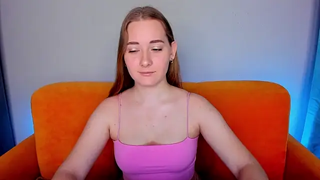 Snapshot of AlinaVice chatting on 18, 3, 2025 AlinaVice online show from 18, 3, 2025