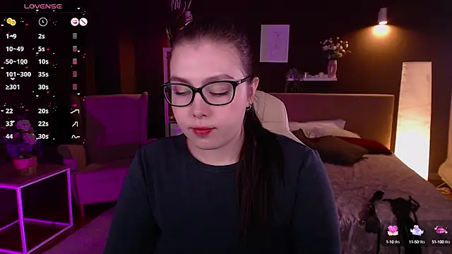 Arizonaa Muse online show from 10, 1, 2025